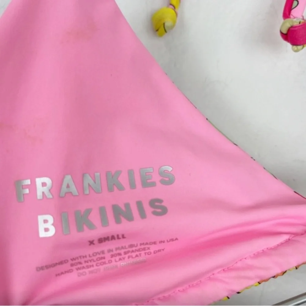 Frankie’s Bikinis Retro Floral Pattern Bikini Top Size XS